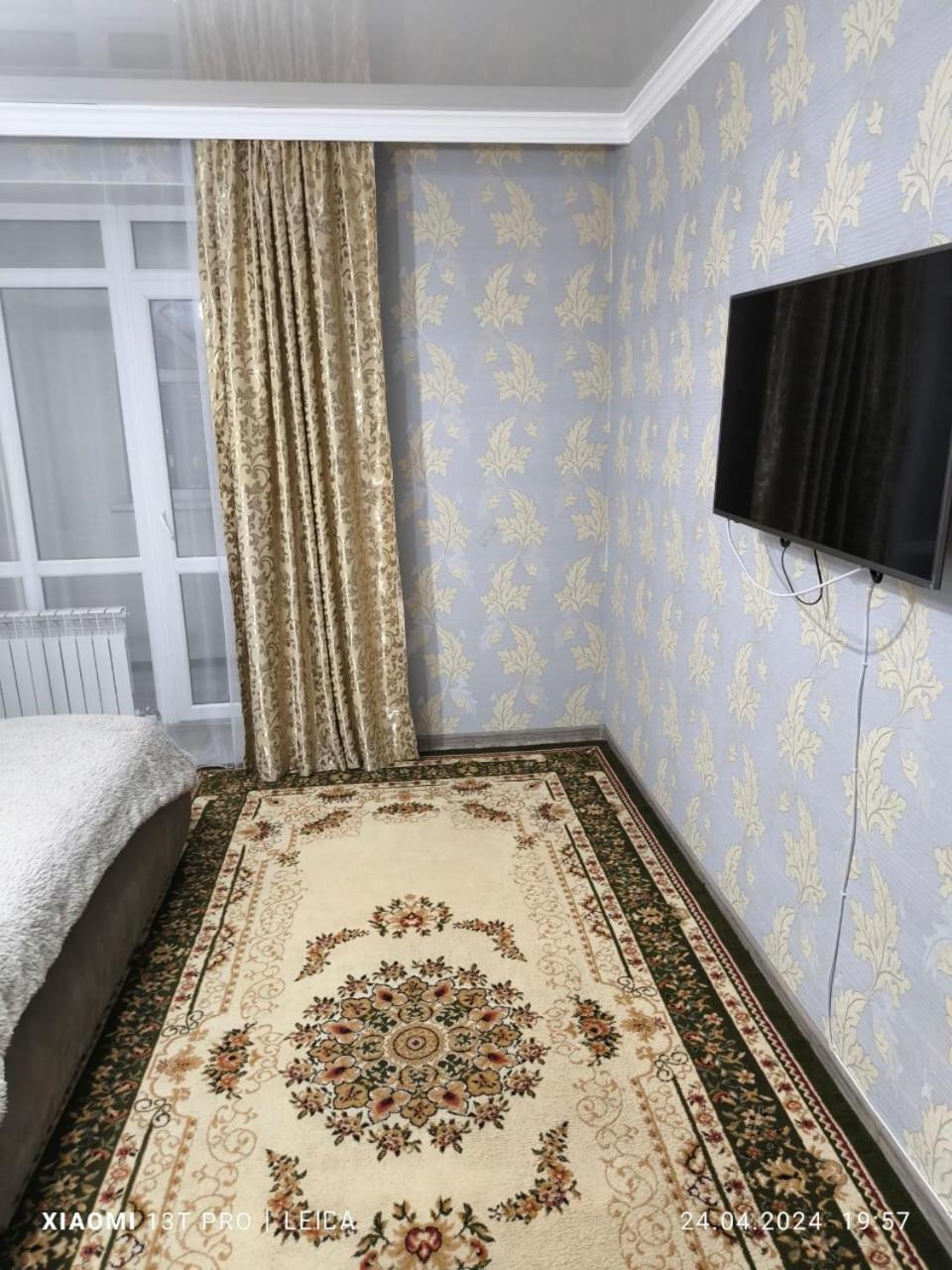 Уютная Квартира Комфорт Класса76 Astana Buitenkant foto